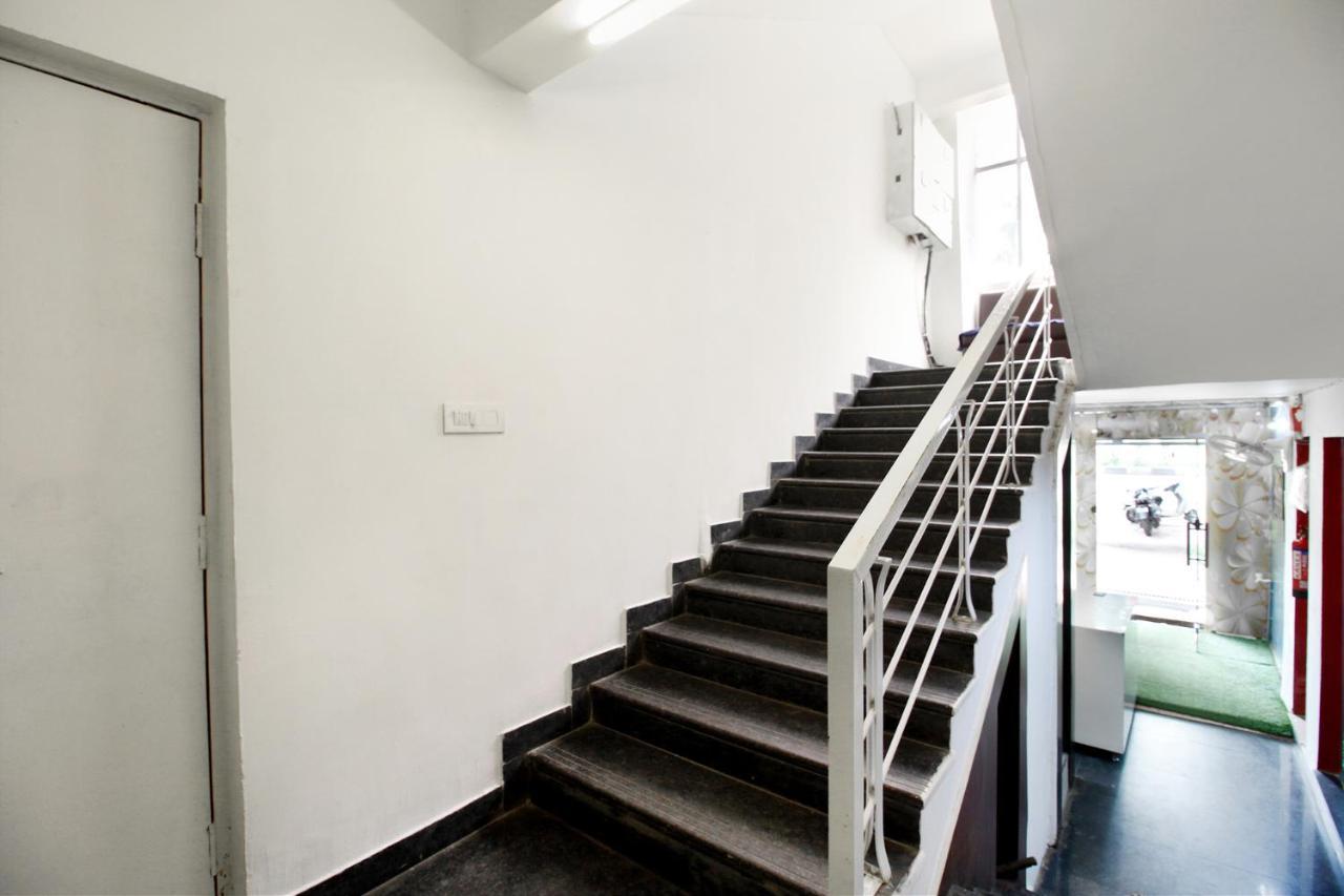 Fabexpress Saket Inn โบปาล ภายนอก รูปภาพ